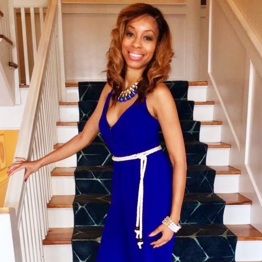 Meet your Posher, Jonina